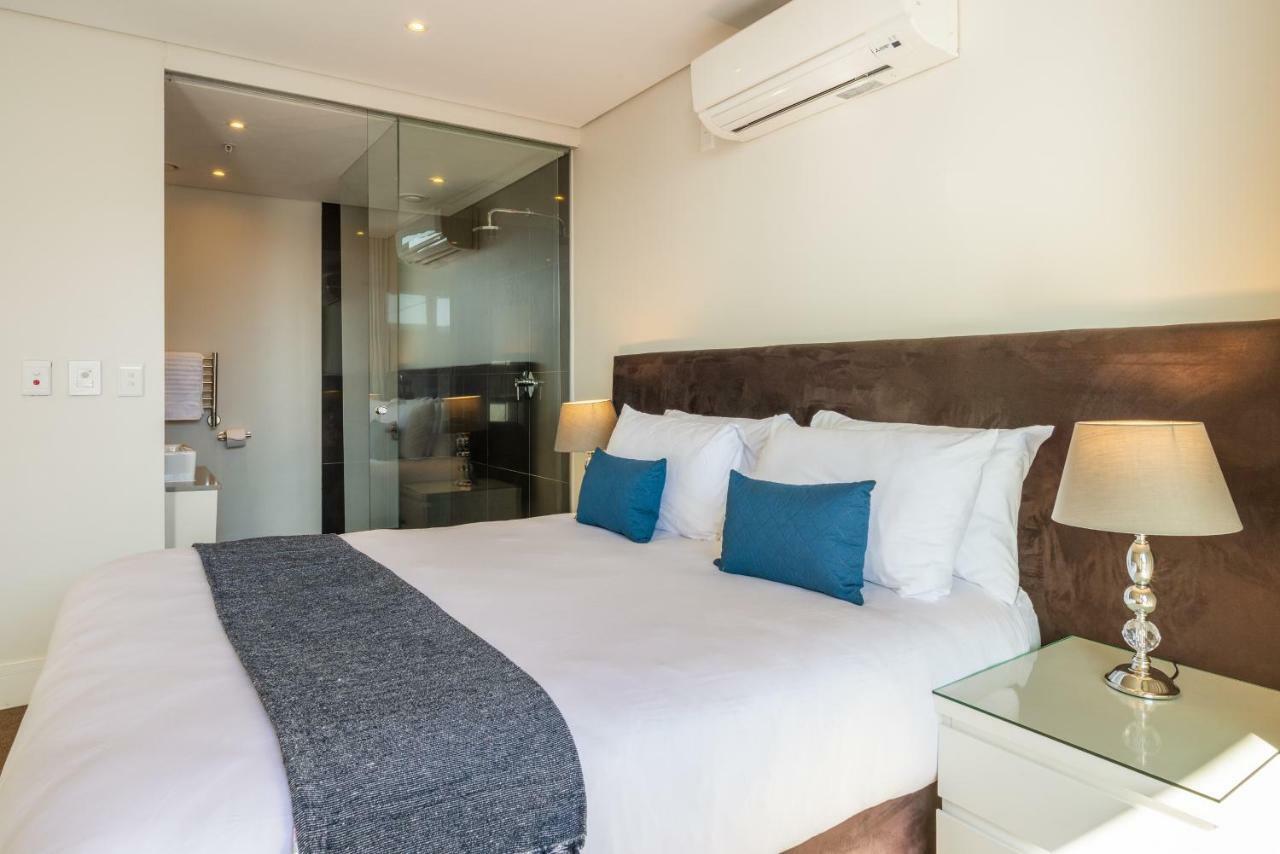 Mirage | Whosting Hotel